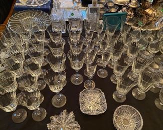 K10 - $200. 42 Pieces of Oneida Fedora Crystal - all like new some still with original stickers. 