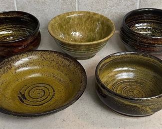 Antique Spatterware Dish With (4) Hand Made Studio Pottery Bowls