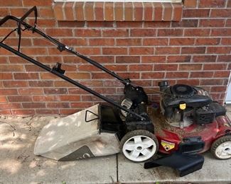 Toro Recycler 22" Self Propelling Lawn Mower With Bag And Chute 