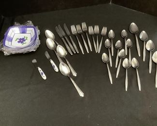 Flatware and Melamine Bowls