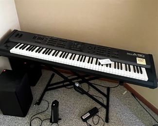 Roland keyboard $500