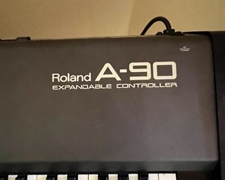Roland keyboard $500
