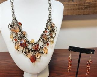 Premier Designs Dangle Necklace Drop Earrings