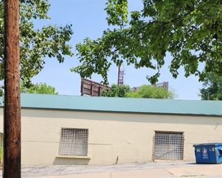 America Grinding and Sales Machine Shop  have close their doors and Busy Beever is auctioning all contents. 
Well over 250,000 dollars in tools and machinery