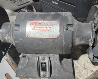 Dayton Commercial Bench grinder model 4z671b