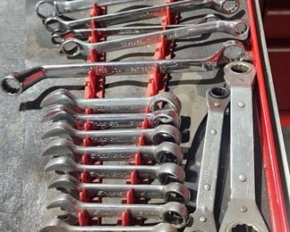 Snap-on and Mac tools