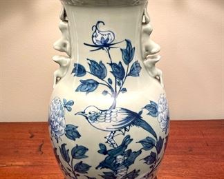 Alternate view of Chinoiserie Lamp.