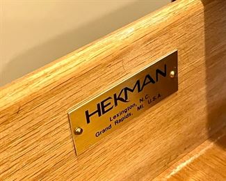 Alternate view of Hekman Nightstand.