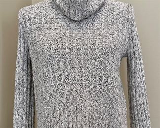 . Free People Knitted Sweater. Size Small. 