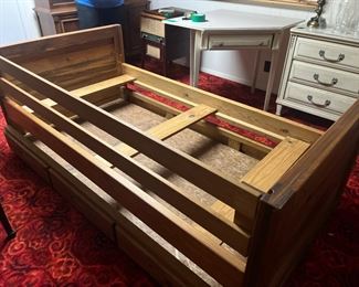 Custom Solid Bedroom Set Twin Bed With Trundle, DresserMirror, Desk And Night Table