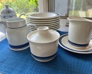 Royal Doulton Stoneware Set of 8 Bowls, Creamer and Sugar Bowl with Lid - Made in England