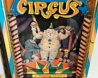 Circus Dancing Clown Music Box