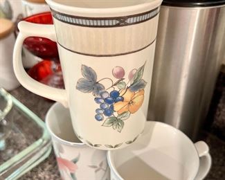 Mikasa Intaglio Garden Blossom