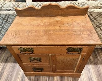 Farmhouse Dry Sink/Buffet