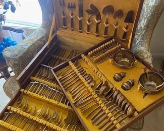 200 Piece Brass Serving Ware