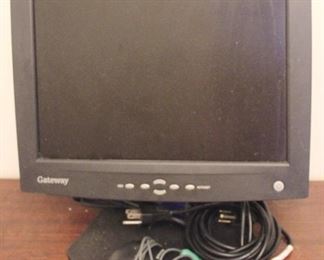 71 - Gateway Computer Monitor 14.5"
