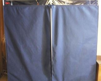 186 - Portable Closet 20" x 62" x 62"

