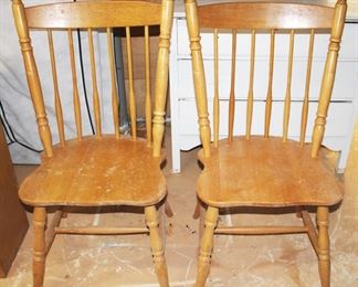 190 - Pair of Chairs 20" x 20" x 39"
