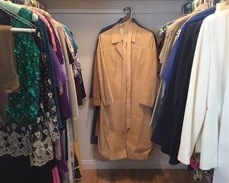 Beautiful ladies clothing - Formal, business & casual wear.