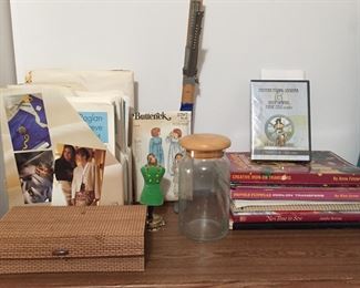 Craft and sewing supplies - fabrics, notions, patterns, beading, scrapbooking and much more !