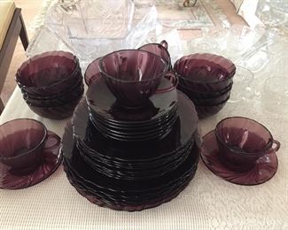 Duralex Rivage Bormioli Rocco Amethyst Swirl dinnerware. France