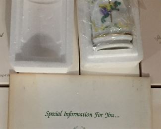 Lenox spice rack and jars - New in box.