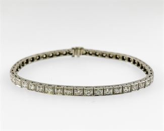 Fine 14K White Gold Diamond Tennis 7" Bracelet
