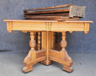 Fancy Antique Oak Dining Table With Four Extension Leaves
