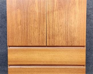 Mid Century Modern 2 Door 2 Drawer Cabinet Dresser
