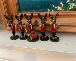 Vintage Erzgebirg wooden Easter 5 piece band
