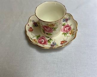 Decorative cup/saucer