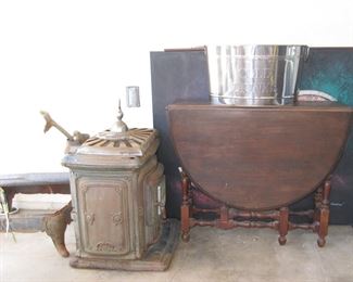 Drop Leaf Gate Leg table, Antique wood burning stoves