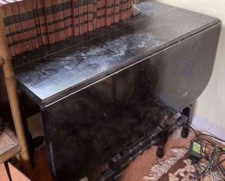 Wood Gate Leg Drop Leaf Table