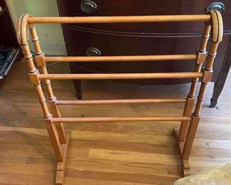Wood Quilt Rack