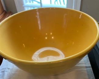Serving bowl 