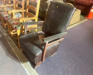 VINTAGE ROCKER/GLIDER