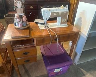 SEWING MACHINE
