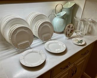 Lenox “Butlers Pantry” plate set
