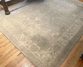 Ivory, gray, and tan hand knotted Oushak rug
9’ x 11’
