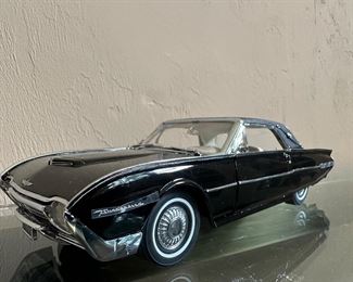 #65 Danbury 
1965 Thunderbird - Landau Coup Limited 1370
$100
