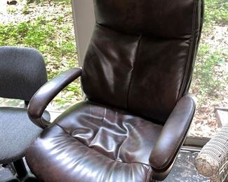 leather desk chair