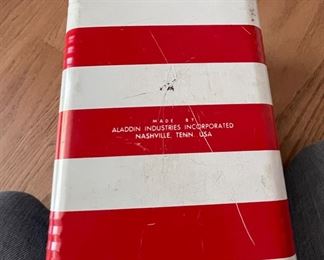 Vintage 1970s Aladdin Industries Stars & Stripes American Flag Lunchbox. Photo 2 of 2.