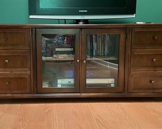 Console / Media Console. Measures 60" W x 18" D x 22" H.
