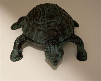 Grand Rapids Brass Company Souvenir Cast Iron Turtle. Photo 1 of 4.