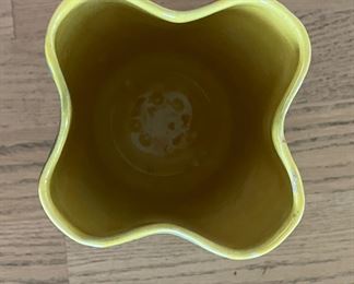 Vintage Shawnee Vase with Fluted Rim. Photo 2 of 3.