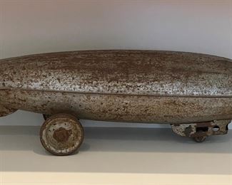 1930s Steelcraft Graf Zeppelin Pull Toy Blimp. Photo 1 of 3.