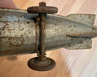 1930s Steelcraft Graf Zeppelin Pull Toy Blimp. Photo 3 of 3.