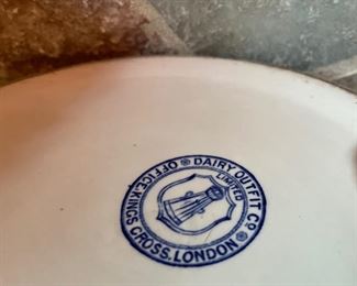 Vintage English Porcelain Chinoiserie Milk Pail with Copper Top. Photo 3 of 4.