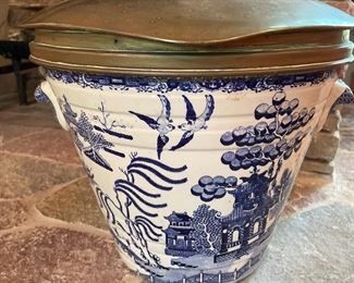 Vintage Porcelain Chinoiserie Milk Pail with Copper Top. Photo 4 of 4.