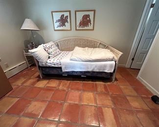 WICKER HIGH RISE, ARTWORK, SIDE TABLE W/ LAMP